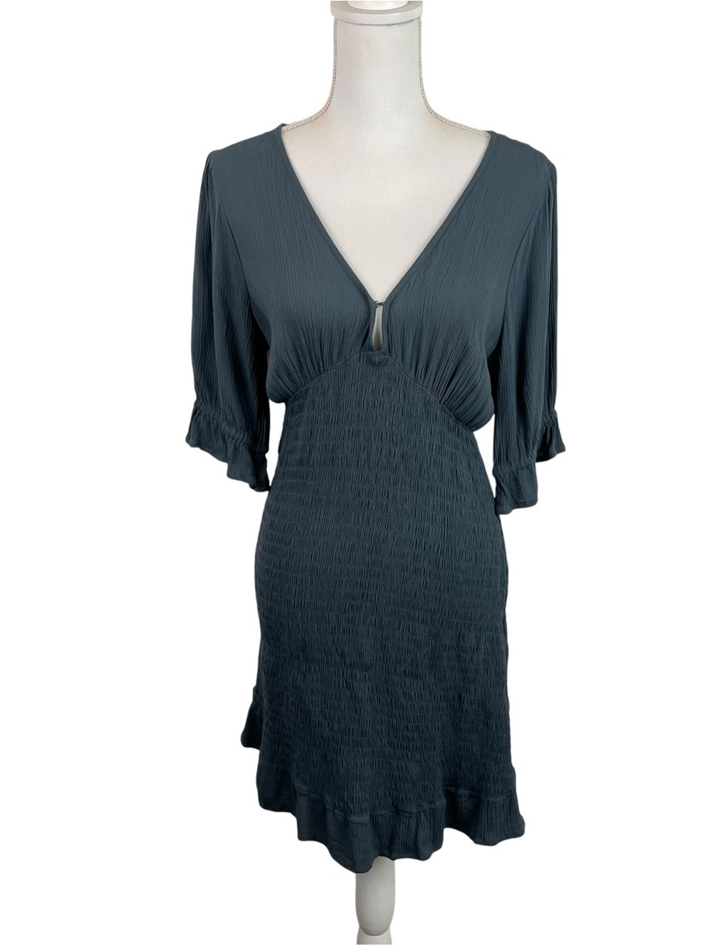 O’Neill | Dalia Gray Deep V Smocked Dress